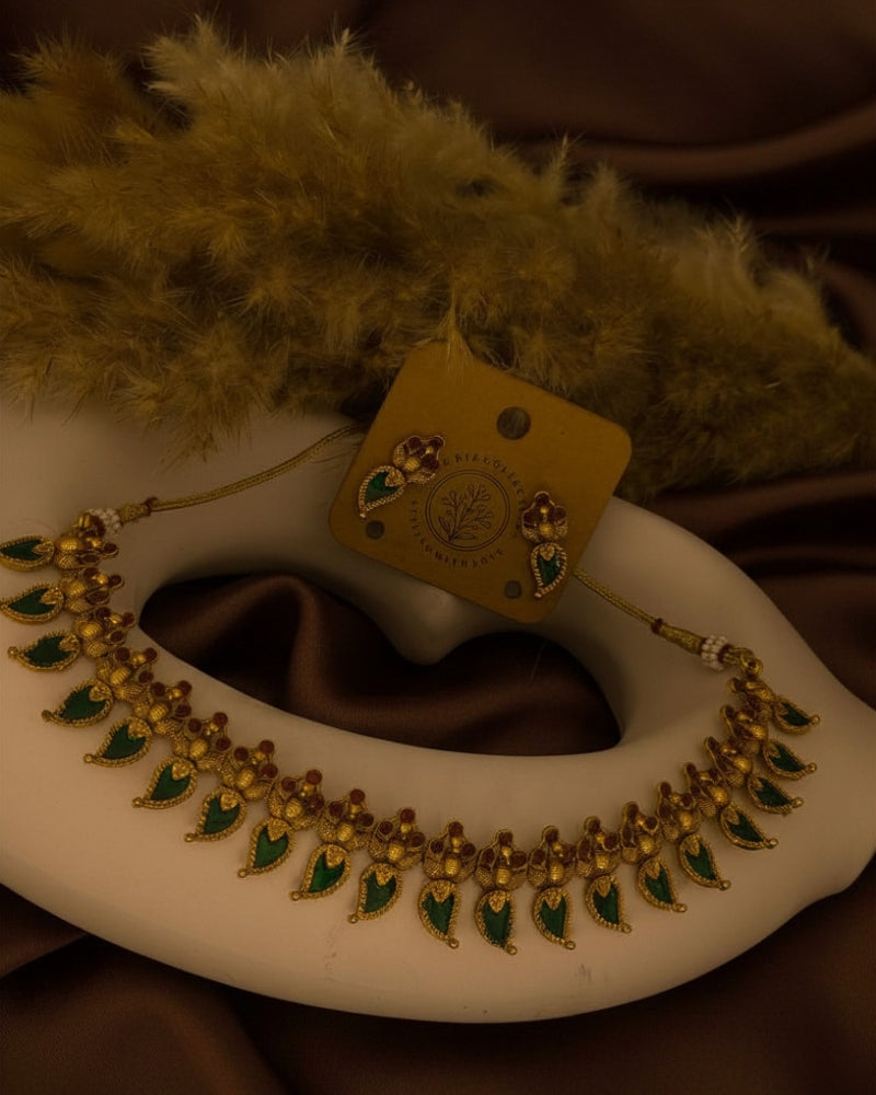 PALAKKA CHOKER SET
