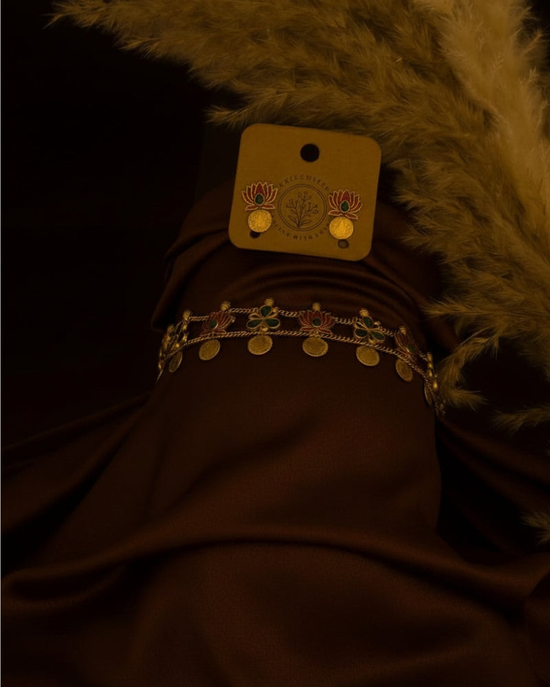 KASU LOTUS CHOKER
