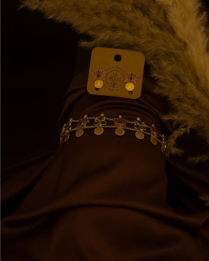 KASU LOTUS CHOKER