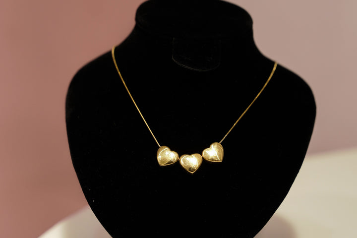 Aurea Twirl Pendant Necklace