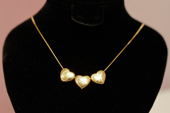 Aurea Twirl Pendant Necklace