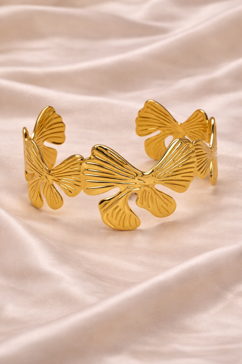 Classic Floral Bead Kada