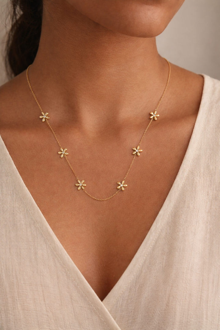 Daisy Station Gold Chain Necklace