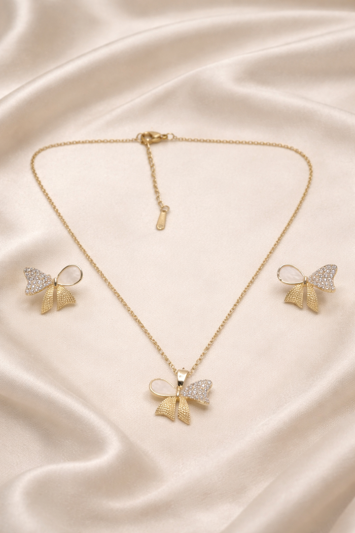Golden Bow Sparkle Necklace Set